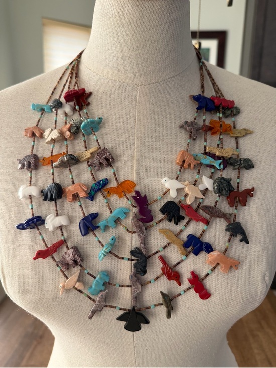 Jewelry - Vintage Multi-Color Animal Fetish Necklace - Women Jewelry Native American